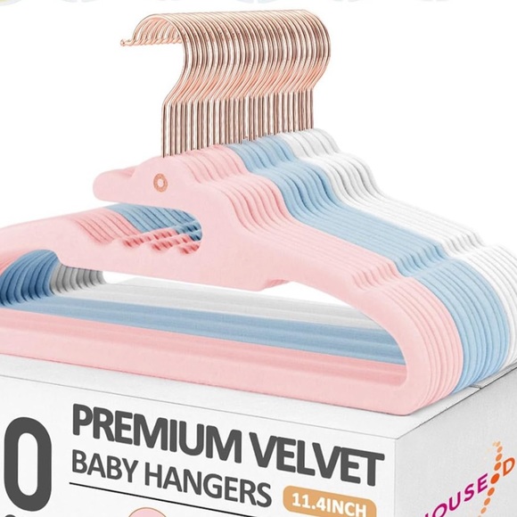 Other - NEW! Baby & Kids Clothes Hangers Velvet 21 Pack Dino 11.4'' Non Slip Multicolor